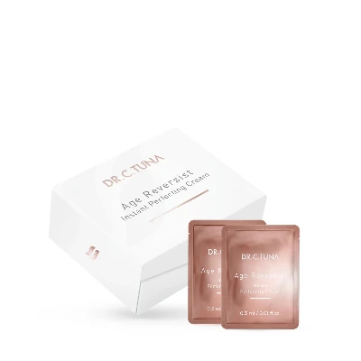 image of Age Reversist
Crema Perfezionatrice Istantanea