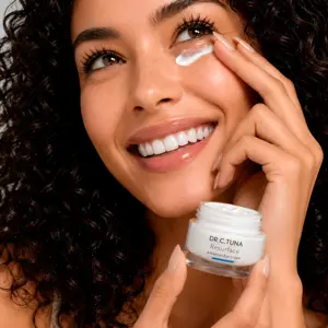 https://content.it.farmasi.com/Product/1000282_64_5.webp