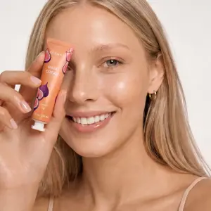 https://content.it.farmasi.com/Product/1002798_64_5.webp