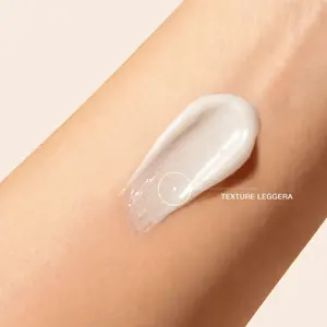 https://content.it.farmasi.com/Product/1002877_64_4.webp